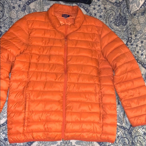 simply styled puffer jacket